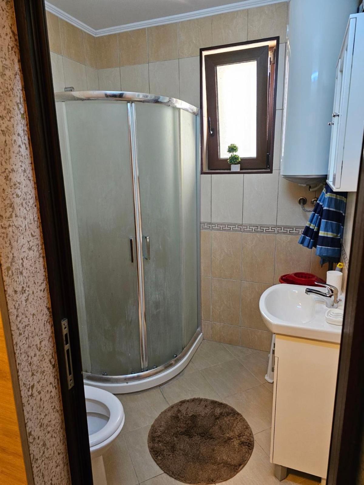Apartament Marinela 2 *